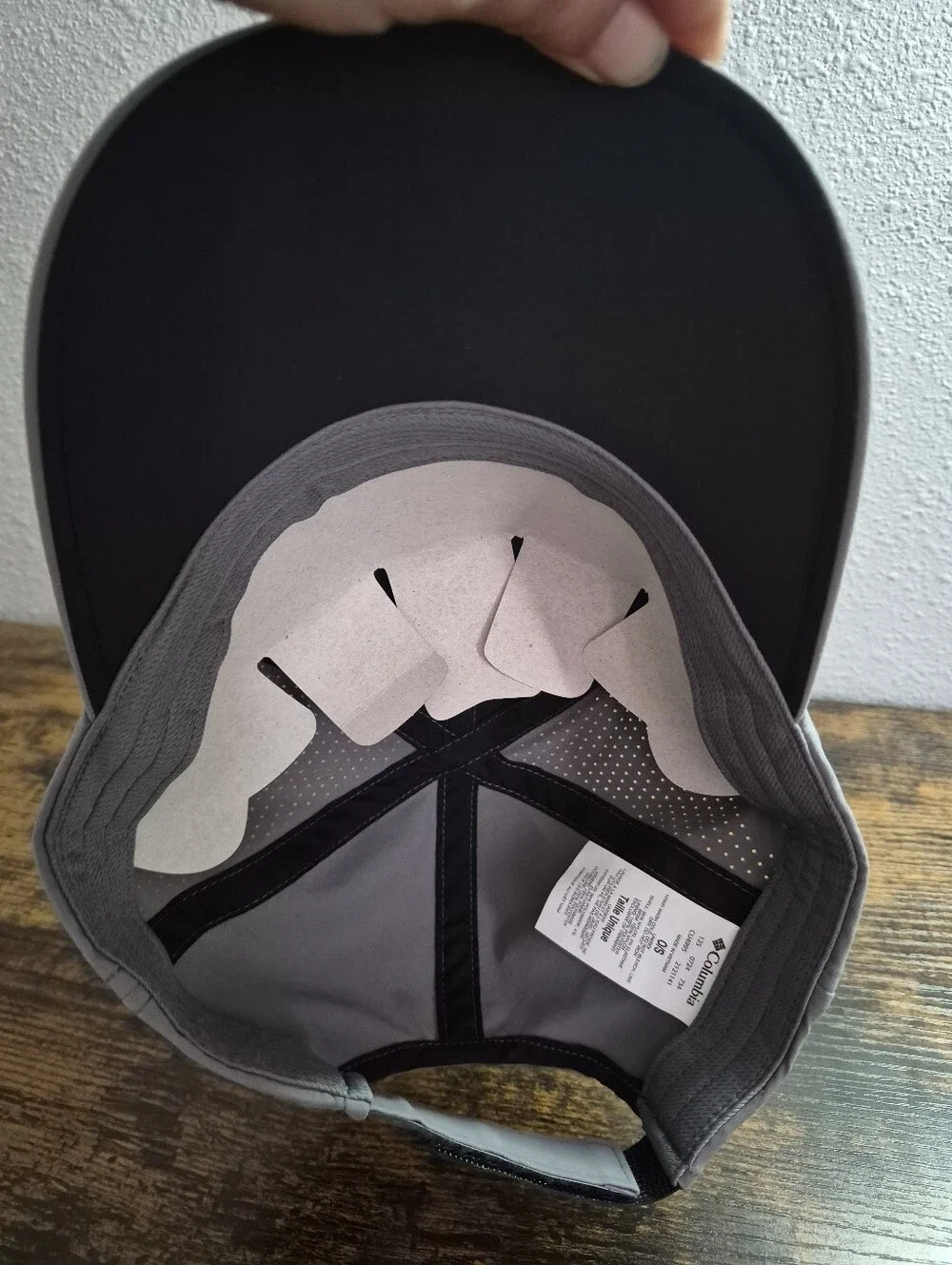 Columbia Silver Ridge IV Grey Cap OS Unisex NWOT Outdoorsy